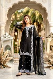 Chal de Algodón Chanderi Premium para Mujer, Transpirable, Bordado, con Lentejuelas, Diseño Elegante, Dupatta |   Completamente Cosido en India - Product Image 5