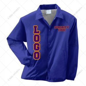 เสื้อโค้ชกรีกแบบกำหนดเองสำหรับชมรมนักเรียนหญิงและชาย ปักโลโก้ 100% โพลีเอสเตอร์ กันน้ำ กันลม รับผลิตแบบ OEM ODM - Product Image 2
