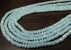 Cuentas facetadas de 4 mm de Calcedonia Azul Hidroquarzo con Recubrimiento Místico - Product Image 2