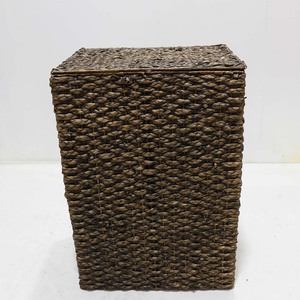 Panier de rangement en jacinthe d'eau avec couvercle, forme rectangulaire, pour le rangement du linge, style rustique avec poignées - Product Image 5