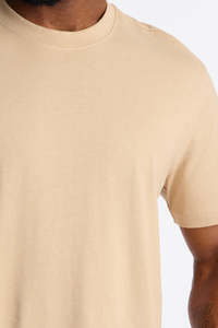 Camiseta casual de corte relajado, personalizable con transferencia térmica, logotipo impreso, premium, 100% algodón, cuello redondo clásico, para hombre, OEM, estilo urbano. - Product Image 2