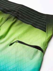 Nouveaux shorts de plage respirants écologiques personnalisés pour l'été, impression par sublimation, résistants à l'eau, séchage rapide, style hip-hop pour hommes - Product Image 4