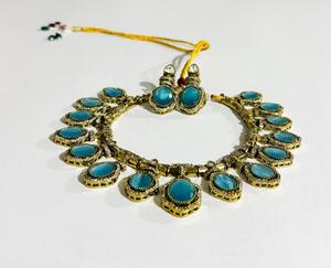 Ensemble collier ras-de-cou et boucles d'oreilles assorties en pierre ovale bleue, plaqué or, bijoux fantaisie tendance pour femme, idéal pour les fêtes et mariages - Product Image 5