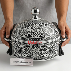 Casserole de luxe 3 pièces en acier inoxydable, nouveau design émaillé oriental bleu et or, couvercle rond, poignée en alliage de zinc, plat de service - Product Image 6