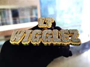 Colgante de Lujo Personalizado con Letra de Nombre en Moissanita Chapada en Oro de 18K, Amuleto de Plata 925 Estilo Hip Hop, Regalos - Product Image 2