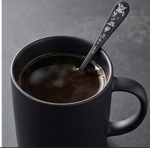 Juego de cubiertos negro mate con diseño de calavera, apto para lavavajillas, cubiertos metálicos para fiestas y restaurantes. - Product Image 3