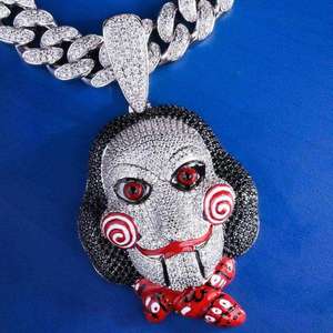 จี้เพชรโมอิสซาไนต์แบบฮิปฮอปสุดหรูหรา พร้อมสร้อยข้อมือเงินแท้ชุบทองคำขาวและทองคำ  ผ่านการทดสอบคุณสมบัติเพชร - Product Image 1