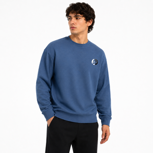 Sweat-shirt pour homme conçu pour un confort quotidien, avec tissu doux et chaud, bords côtelés, coutures soignées, coupe régulière et style simple. - Product Image 1