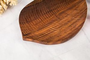 Bandeja de Servir de Madera, Plato Decorativo de Forma Irregular con Acabado Lacado Pulido, Diseño Minimalista para Té, Café, Desayuno y Decoración - Product Image 4