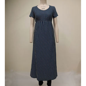 Hermosa Ropa de Dormir para Mujer, Elegante Vestido de Noche Largo, Tela Suave, Ligero, Cómodo y Perfecto para un Sueño Reparador - Product Image 1