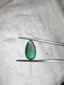 Émeraude naturelle zambienne de 4,28 ct, pierre précieuse en forme de poire, facettée, verte, pour la fabrication de bijoux haut de gamme, bague de mariage - Product Image 3