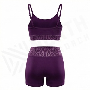 ชุดโยคะผู้หญิงไซส์ใหญ่พร้อมโลโก้แบบกำหนดเอง ดีไซน์ใหม่ แห้งเร็ว ระบายอากาศได้ดี ปักลาย ชุดออกกำลังกายความยาวระดับเข่า - Product Image 2