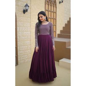 Vestido vino talla XS de Saniya - Product Image 3