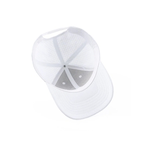 Gorra de Béisbol al por Mayor con Etiqueta Privada, Impermeable, Transpirable, de Secado Rápido, con Logotipo de Parche Tejido Personalizado y Agujeros Perforados Cortados con Láser - Product Image 5