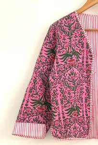 Hermosa Chaqueta de Mujer Rosa Floral, 100% Algodón, Hecha a Mano, Reversible, Ligera, Acolchada, Corta, Clásica, Artesanal, de Algodón Kantha - Product Image 2