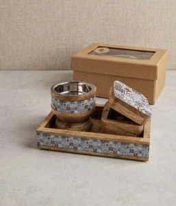 Brûleur d'encens Mubkhar en bois fait main avec incrustations décoratives en laiton - Product Image 5