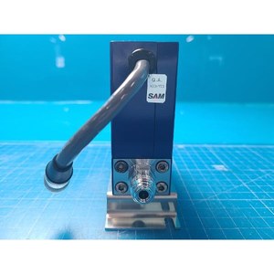 Controlador de Flujo Másico Digital Hitachi SFC480C SFC480C-MO-4V4C2 BCl3, 200 sccm, Usado, Piezas de Equipos Semiconductores Legados - Product Image 3