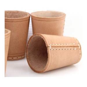 Copa de Dados Clásica Hecha a Mano de Cuero 100% Genuino, 4 Piezas, Cuero Natural de Curtido Vegetal, para Deportes y Entretenimiento - Product Image 2