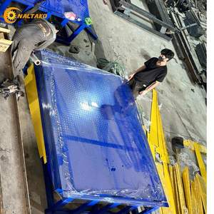 Nivelador de Muelle Hidráulico Automático Compacto de 6 Toneladas 2000x1830mm para Carga en Almacenes con Espacios Reducidos - Product Image 1