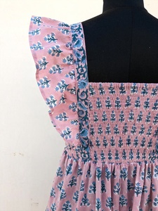 ชุดเดรสแม็กซี่อินเดียทำมือ พิมพ์ลายด้วยมือบนผ้าฝ้าย ชุดเดรสทรงทีเออร์ ทออย่างดี ระบายอากาศได้ดี ลายดอกไม้ ชุดเดรสยาวแม็กซี่สำหรับผู้หญิง - Product Image 6