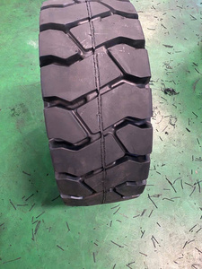Neumático sólido para montacargas KF501 3.00-15 de KUMATIRE Vietnam para montacargas de servicio pesado - Product Image 4