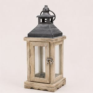Farol de Madera Rústico Hecho a Mano con Parte Superior de Metal, Portavelas Decorativo Estilo Rústico para Decoración de Jardín y Patio Exterior - Product Image 3