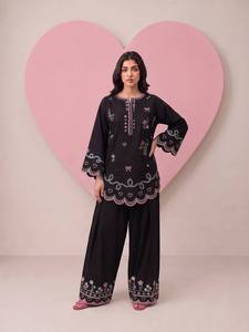 Ensemble Salwar Farshi en soie Chanderi de qualité supérieure pour femmes - Broderie de sequins multi-aiguilles, ensemble 3 pièces - Product Image 2