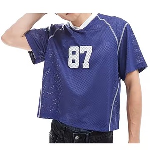 เสื้อยืดตาข่ายน้ำหนักเบาดีไซน์ใหม่สำหรับฤดูร้อน พิมพ์โลโก้ตามสั่ง คอวี แขนสั้น ทรงโอเวอร์ไซส์ สำหรับผู้ชาย - Product Image 2