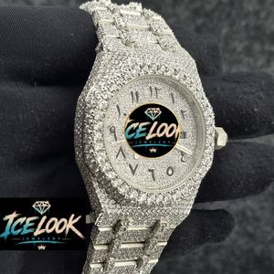 นาฬิกาข้อมือผู้หญิง Ice Look รุ่นหรูหรา ตัวเรือนสแตนเลสทรง Tonneau ขนาด 40 มม. ระบบอนาล็อก แสดงวันที่ ควอตซ์ หน้าปัดแซฟไฟร์ ประดับเพชร - Product Image 4