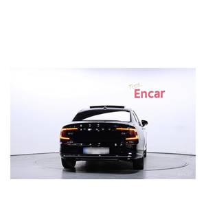 Volvo S90 B6 AWD Ultimate 2024 con Volante a la Izquierda, Caja de Cambios Automática, Asientos de Cuero, Cámara Trasera, 8,800 km, Brillante - Product Image 4