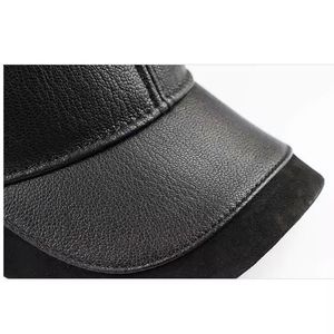 Gorra de Béisbol Unisex de Cuero PU Negro, 6 Paneles, Ajustable, Color Sólido Informal, para Adultos, Uso en las Cuatro Estaciones - Product Image 4