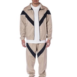 Ensemble de survêtement sportif pour homme 2026, beige et noir, blocs de couleur, fermeture éclair intégrale, léger en polyester, tenue décontractée, collection printemps - Product Image 1