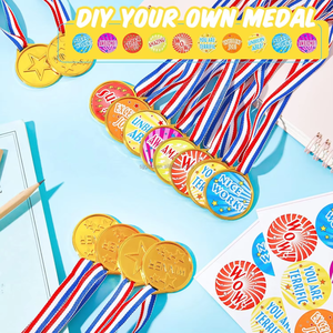 Medallas de Plástico Personalizadas, Creativas y Ecológicas de 4 Pulgadas, Color Dorado, para Graduaciones Escolares, Venta al Por Mayor - Product Image 1