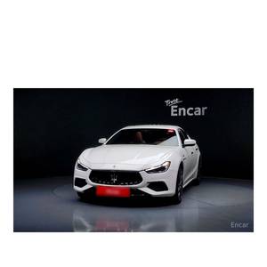 Maserati Ghibli 3.0 Modena, Modelo de Junio de 2022, 6,669 km, Caja de Cambios Automática, Asientos de Cuero, Volante a la Izquierda, Cámara Trasera - Product Image 3