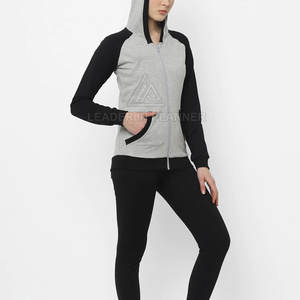 ชุดวอร์มผู้หญิงสีพื้น ออกแบบและขนาดตามสั่ง ราคาส่งถูก คุณภาพพรีเมียม ผลิตในปากีสถาน - Product Image 6