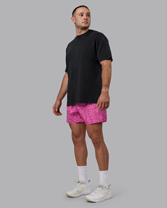 Pantalones Cortos Deportivos para Hombre, Estampado de Camuflaje Rosa, Secado Rápido, Cintura con Cordón y Bolsillos, Estilo Casual, Tejido de Poliéster - Product Image 2