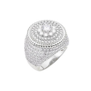 Anillo central redondo de lujo con diamantes de moissanita y plata de ley 925 - Product Image 1
