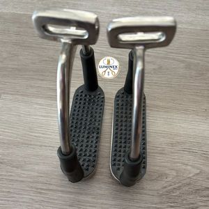 Flexible Stainless Steel Stirrups Irons with Black Grip - Product Image 5