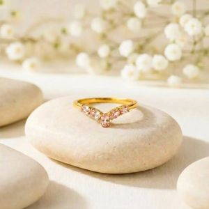 Bague en Morganite Rose, Pierre Précieuse de Coupe Ovale, Bague Faite à la Main en Argent Sterling 925 Plaqué Or 18K, Bague de Promesse Délicate, Bijoux pour Femmes - Product Image 6