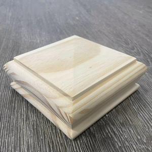 Elegantes Tapas de Poste de Madera Maciza de Roble Rojo en Forma de Pirámide para Escaleras - Piezas de Escalera Ecológicas y Duraderas - Product Image 3