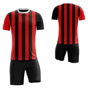 Uniformes de Fútbol Personalizados, Conjuntos de Camisetas de Fútbol Transpirables para Hombre, Precios de Mayoreo Razonables y Uniformes de Fútbol a Medida - Product Image 3
