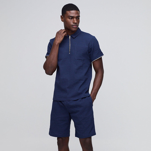 Polo de Punto Azul Marino para Hombre, Manga Corta, Corte Regular, Ribete en Contraste, Color Sólido Informal, Cierre de Cremallera - Product Image 1