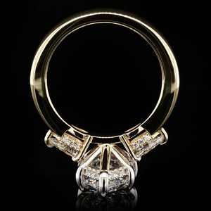 Bague en moissanite de 5 carats à trois pierres en forme de poire, argent sterling 925, luxe unique pour les femmes, vente directe d'usine - Product Image 5