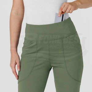 Uniforme Médico para Personal Sanitario: Blusa con Capucha Verde Oliva y Pantalones a Juego, Mezcla de Algodón, Tejido de Punto - Product Image 5