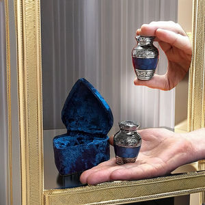 Exportateur de confiance d'aluminium léger fabriqué de belles urnes souvenir design à prix minimal - Product Image 6