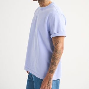 T-shirt pour homme en coton uni, coupe décontractée, col rond, manches courtes, style minimaliste, décontracté, été, personnalisable OEM ODM, vente en gros - Product Image 2