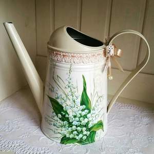 Elegante regadera metálica para interiores, para plantas decorativas del hogar, con pico largo, mango ergonómico, revestimiento resistente al óxido y acabado duradero. - Product Image 3