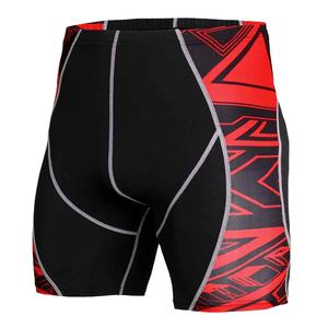 Shorts de sport pour hommes personnalisés avec logo OEM, séchage rapide, coupe droite, en mesh, pour le basketball, la gym et la course à pied, haute qualité. - Product Image 1