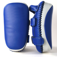 Fournisseur direct d'usine, bouclier de combat en cuir personnalisé avec logo imprimé / Bouclier de combat en cuir professionnel MMA OEM