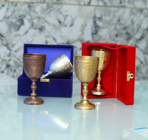 ถ้วยน้ำคามาโลต์ของกษัตริย์อาเธอร์ แก้วน้ำทำมือพร้อมลวดลายสลักยุคกลางสุดประณีต ดีไซน์ยุคกลาง แก้วน้ำทำมือ - Product Image 6